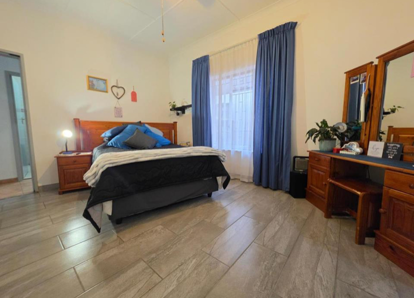 3 Bedroom Property for Sale in New Redruth Gauteng