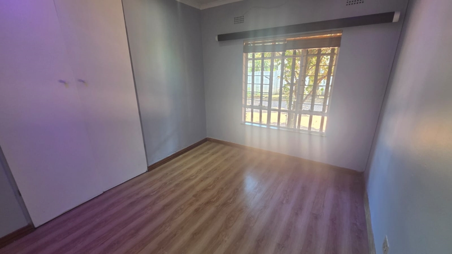 3 Bedroom Property for Sale in Brackendowns Gauteng