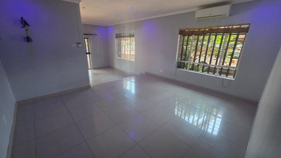 3 Bedroom Property for Sale in Brackendowns Gauteng