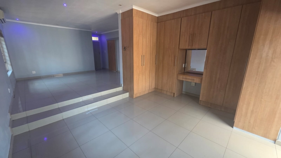3 Bedroom Property for Sale in Brackendowns Gauteng