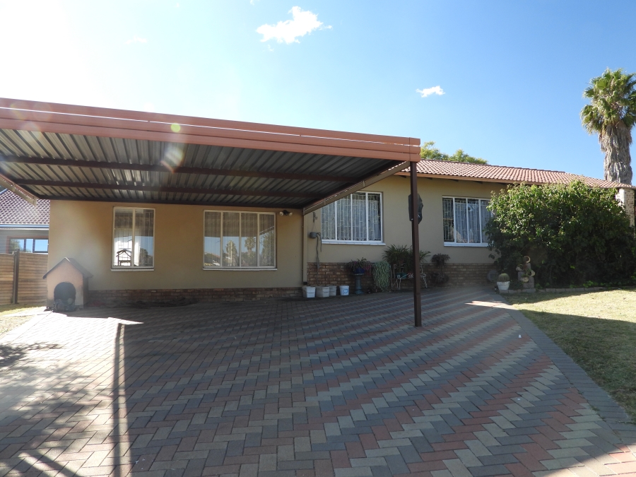 3 Bedroom Property for Sale in The Reeds Gauteng