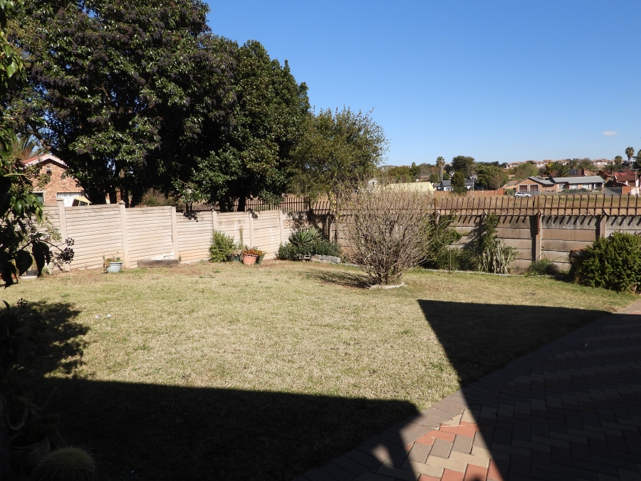 3 Bedroom Property for Sale in The Reeds Gauteng