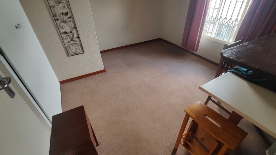 2 Bedroom Property for Sale in Annlin Gauteng