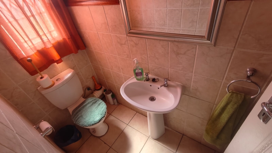 2 Bedroom Property for Sale in Annlin Gauteng