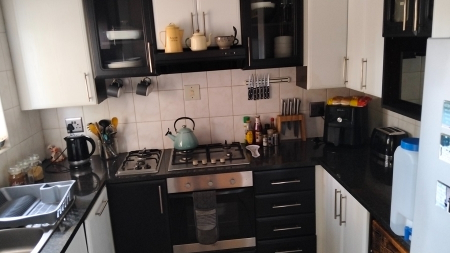 3 Bedroom Property for Sale in The Orchards Gauteng