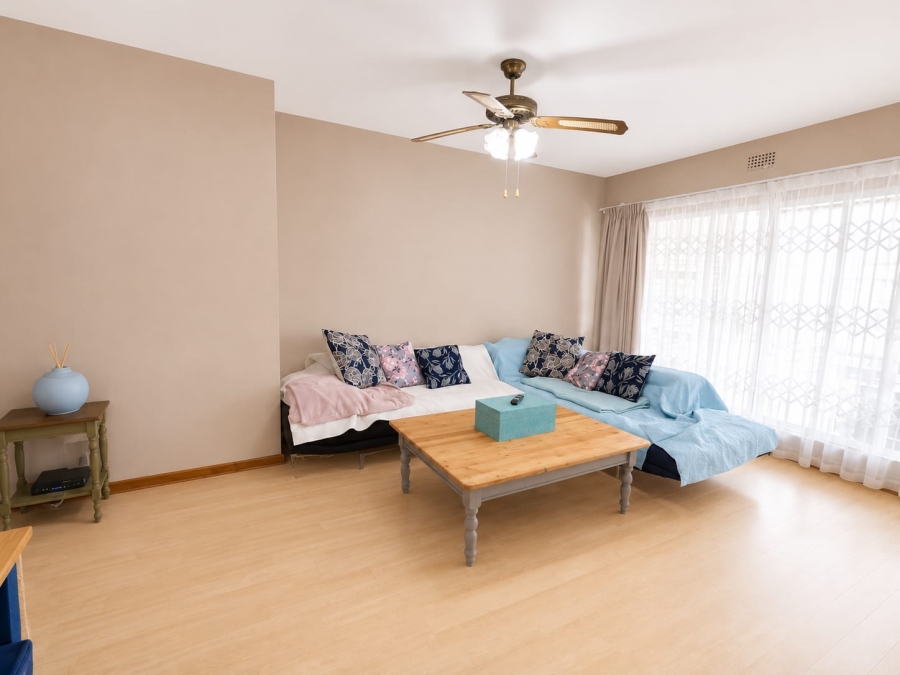 To Let 3 Bedroom Property for Rent in Three Rivers Proper Gauteng