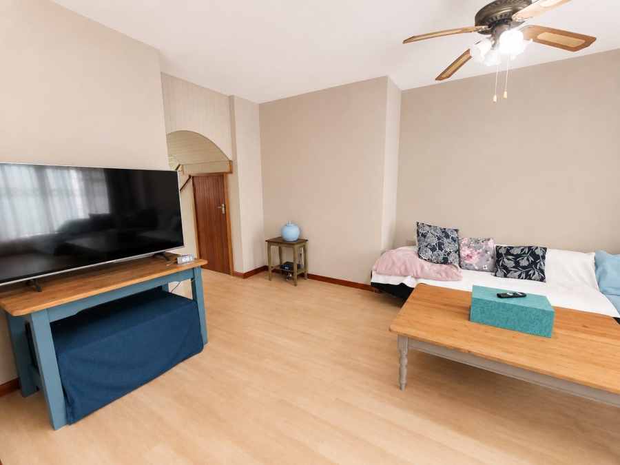 To Let 3 Bedroom Property for Rent in Three Rivers Proper Gauteng