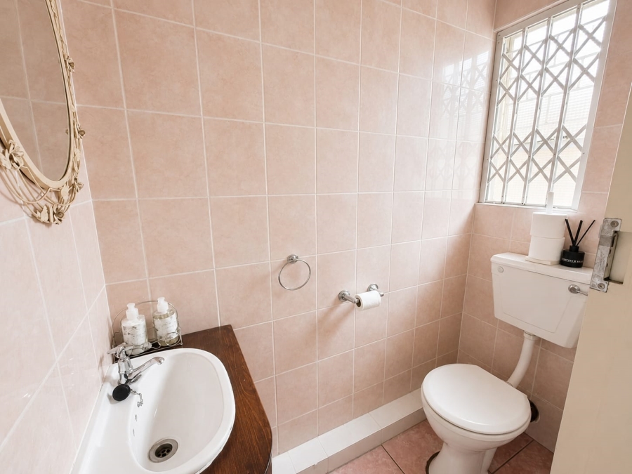 To Let 3 Bedroom Property for Rent in Three Rivers Proper Gauteng