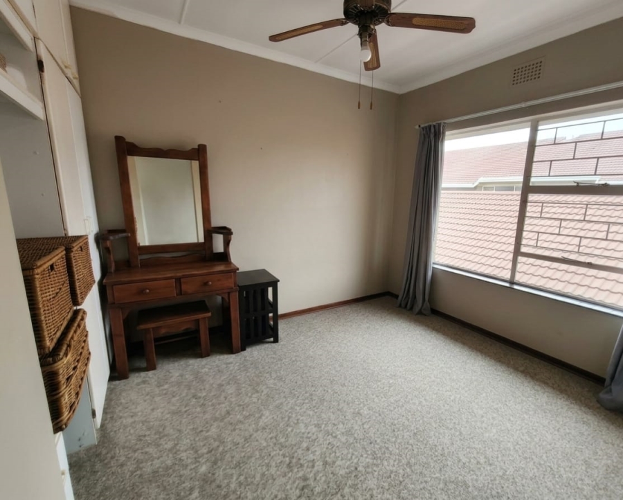 To Let 3 Bedroom Property for Rent in Three Rivers Proper Gauteng