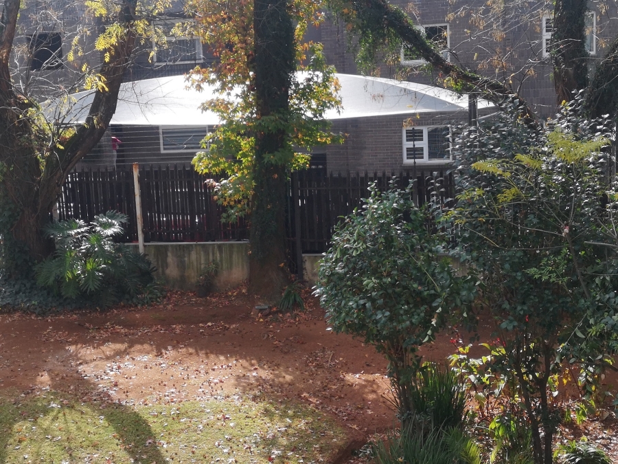 2 Bedroom Property for Sale in Linden Gauteng