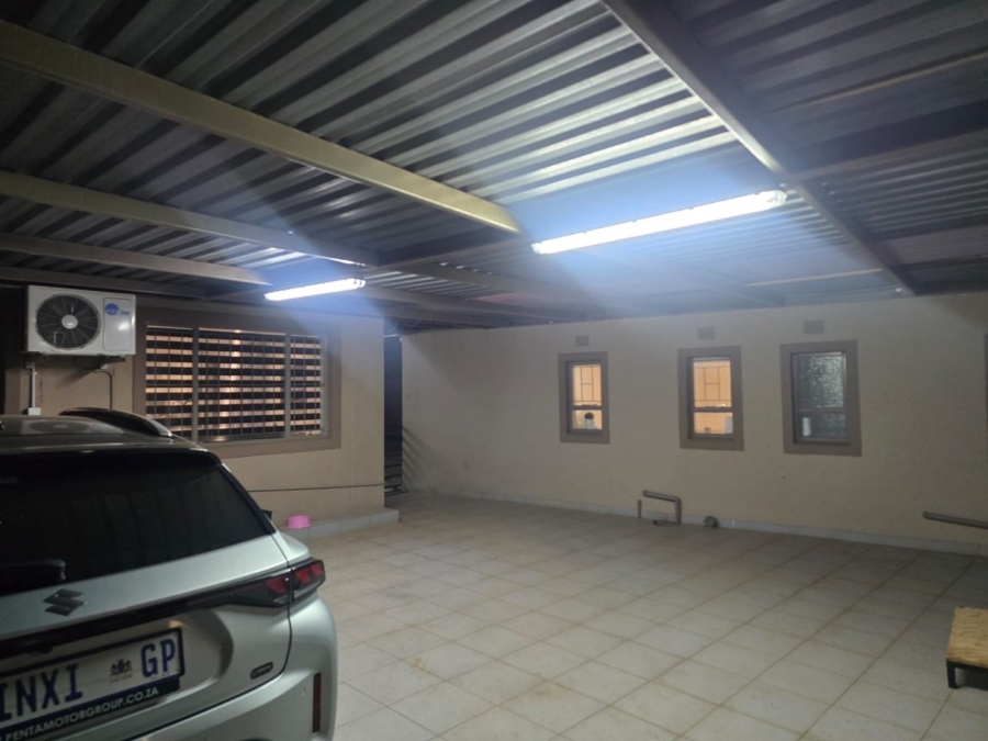 4 Bedroom Property for Sale in Sinoville Gauteng