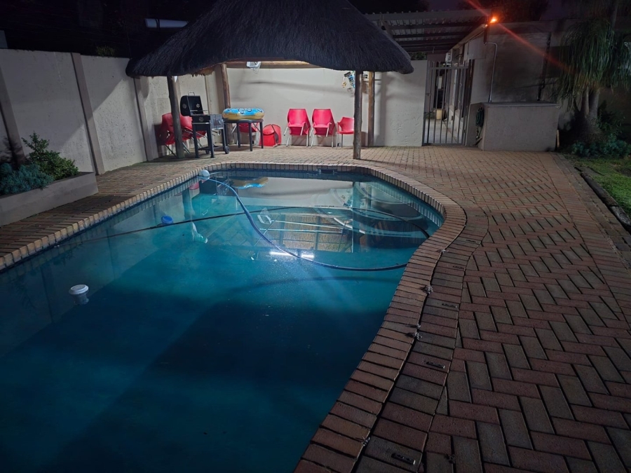 4 Bedroom Property for Sale in Sinoville Gauteng