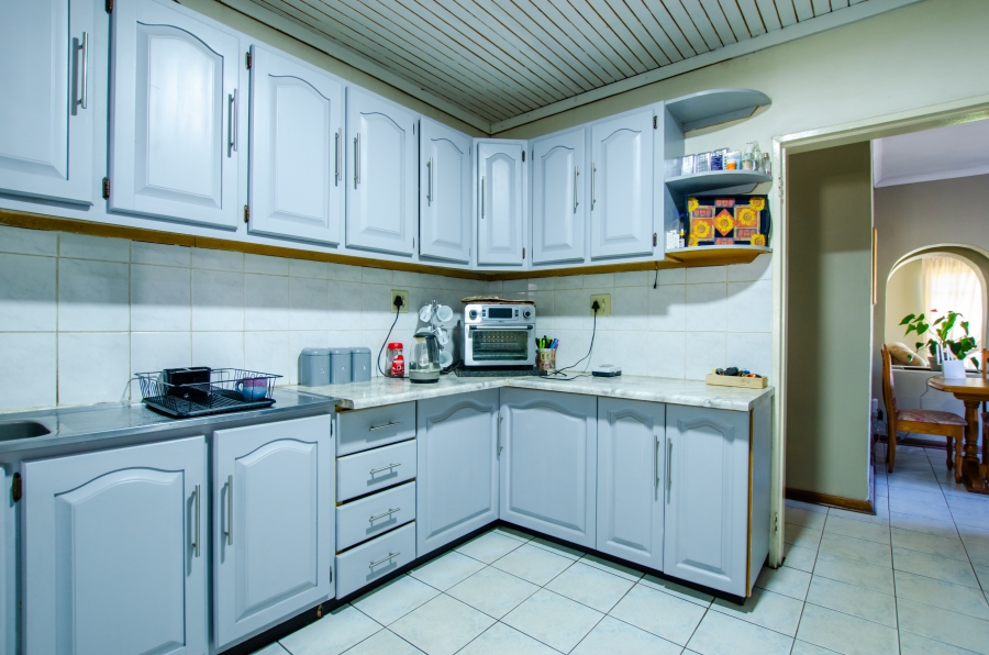 To Let 3 Bedroom Property for Rent in Impala Park Gauteng