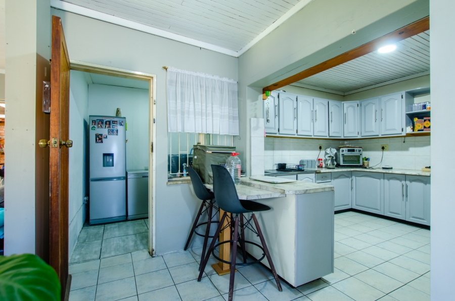 To Let 3 Bedroom Property for Rent in Impala Park Gauteng