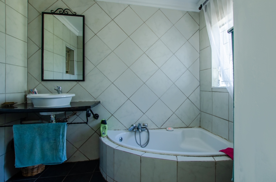 To Let 3 Bedroom Property for Rent in Impala Park Gauteng