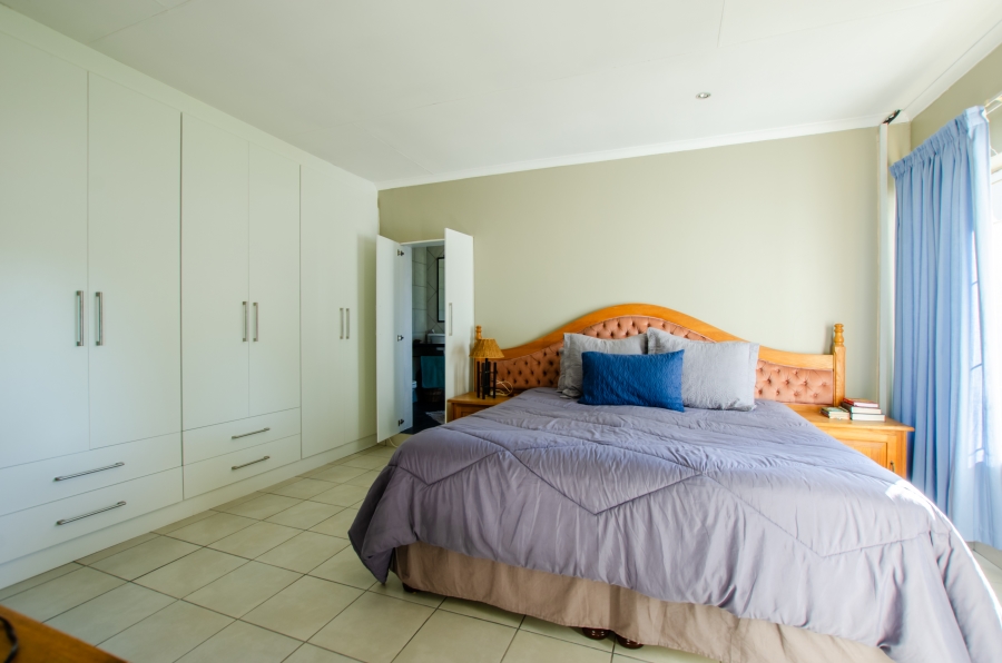 To Let 3 Bedroom Property for Rent in Impala Park Gauteng