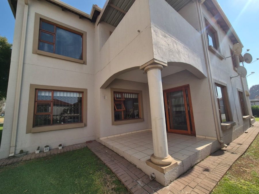 2 Bedroom Property for Sale in Emfuleni Golf Estate Gauteng