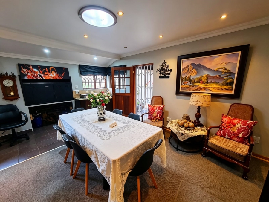 3 Bedroom Property for Sale in Three Rivers Gauteng