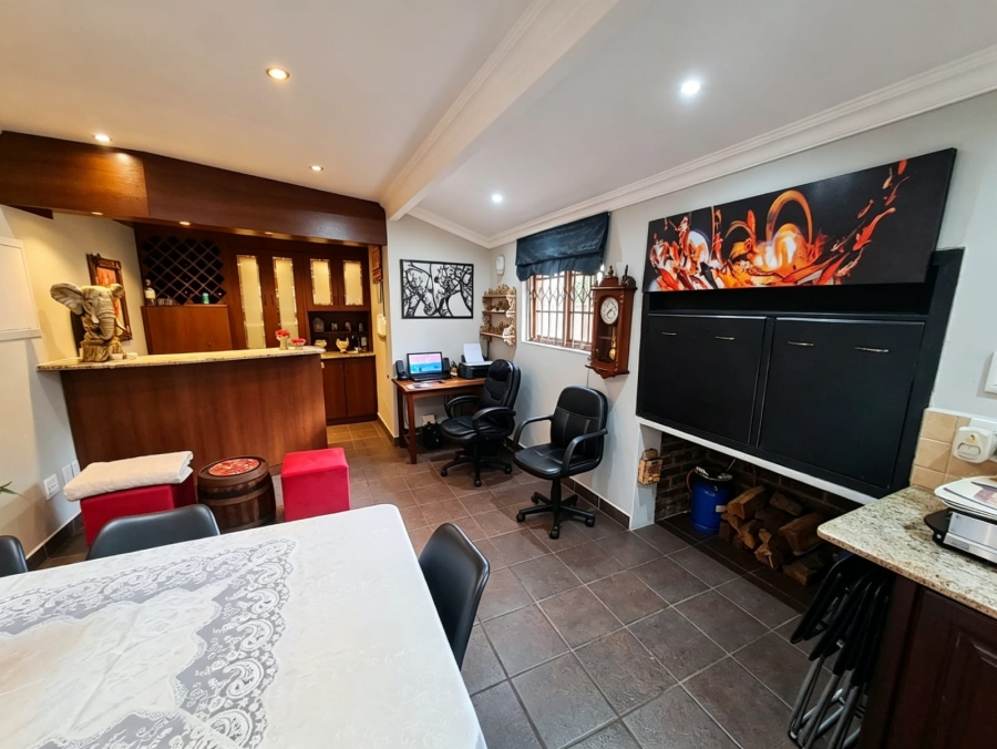 3 Bedroom Property for Sale in Three Rivers Gauteng