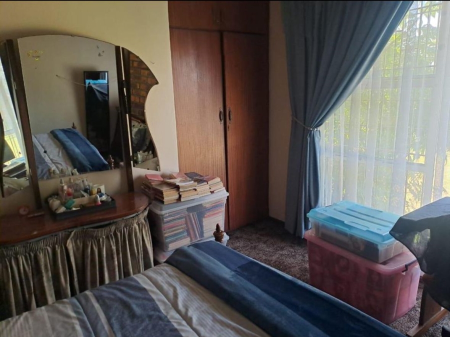 3 Bedroom Property for Sale in Dunnottar Gauteng