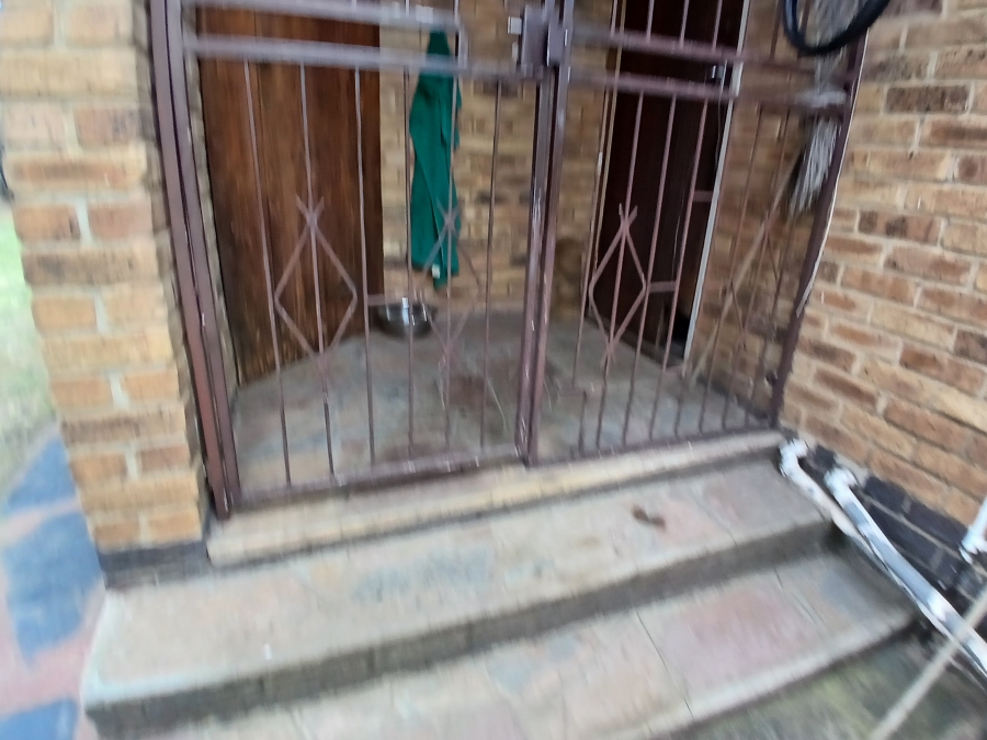 4 Bedroom Property for Sale in Dunnottar Gauteng