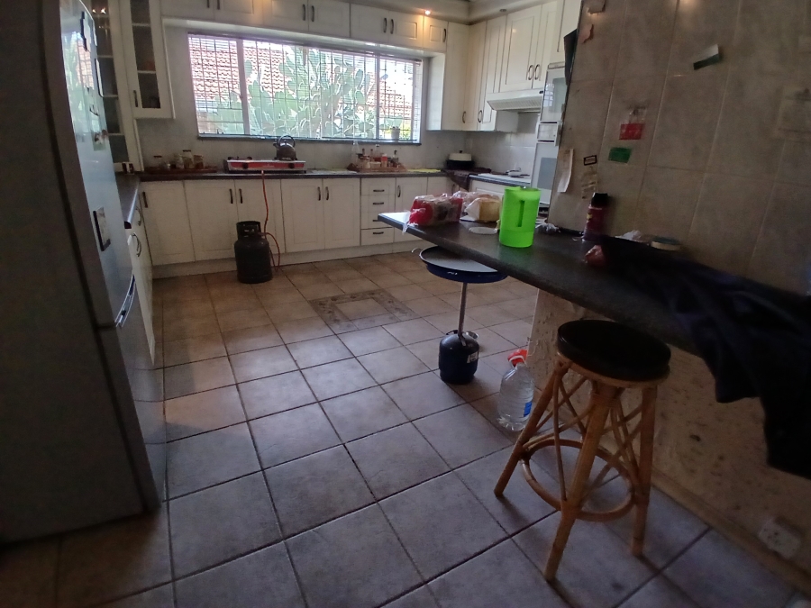 4 Bedroom Property for Sale in Dunnottar Gauteng