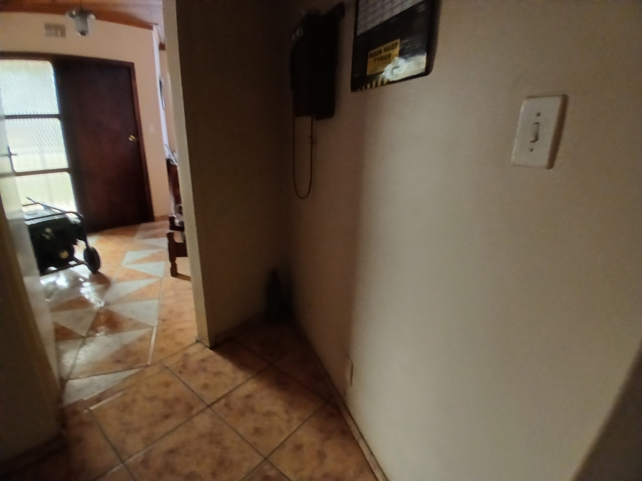 4 Bedroom Property for Sale in Dunnottar Gauteng