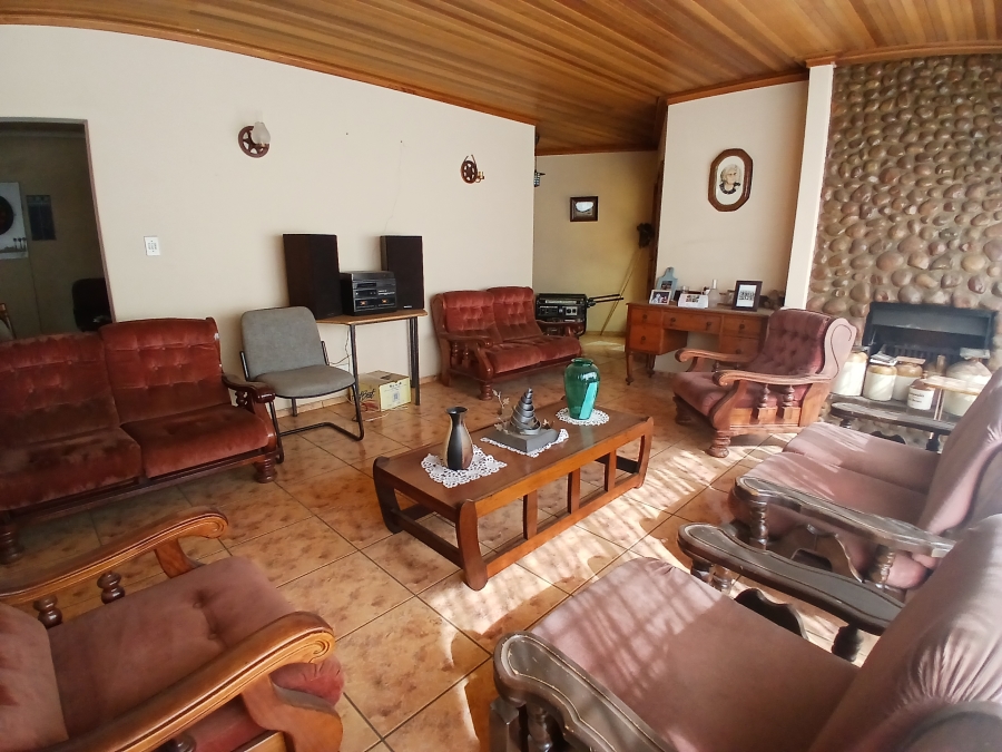 4 Bedroom Property for Sale in Dunnottar Gauteng