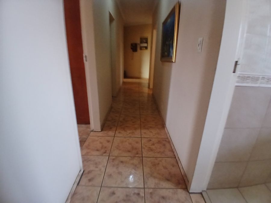 4 Bedroom Property for Sale in Dunnottar Gauteng