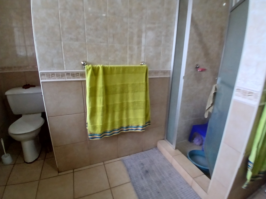 4 Bedroom Property for Sale in Dunnottar Gauteng
