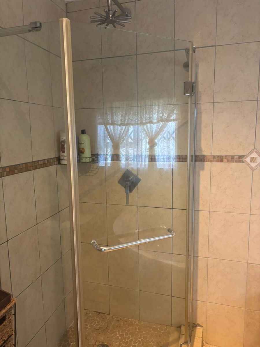 4 Bedroom Property for Sale in Albertsdal Gauteng