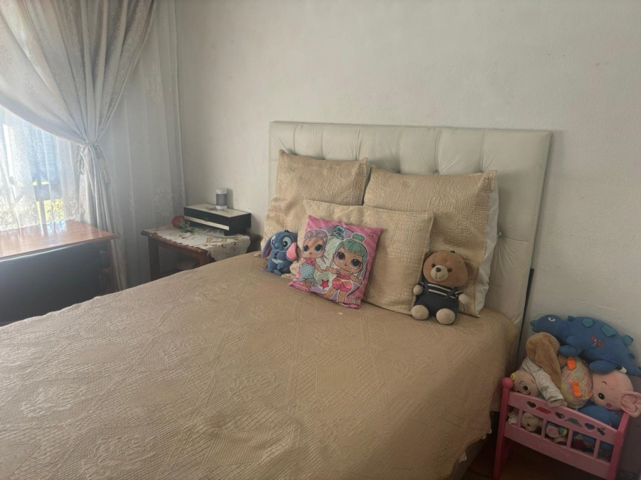 4 Bedroom Property for Sale in Albertsdal Gauteng