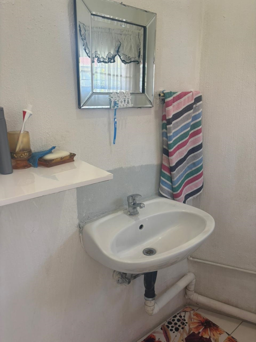 4 Bedroom Property for Sale in Albertsdal Gauteng