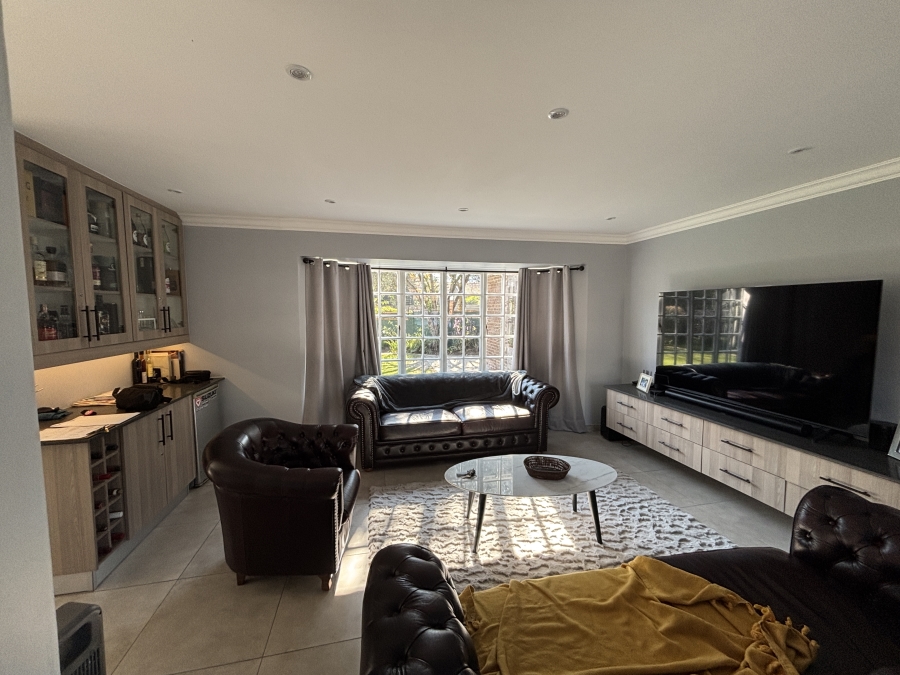 3 Bedroom Property for Sale in Goedeburg Gauteng