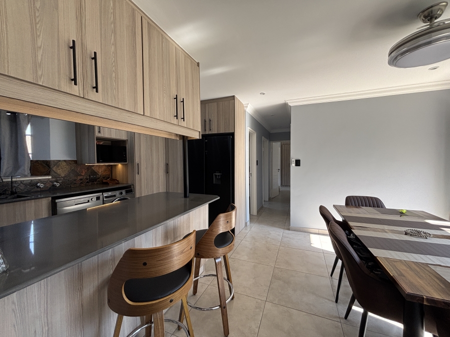 3 Bedroom Property for Sale in Goedeburg Gauteng