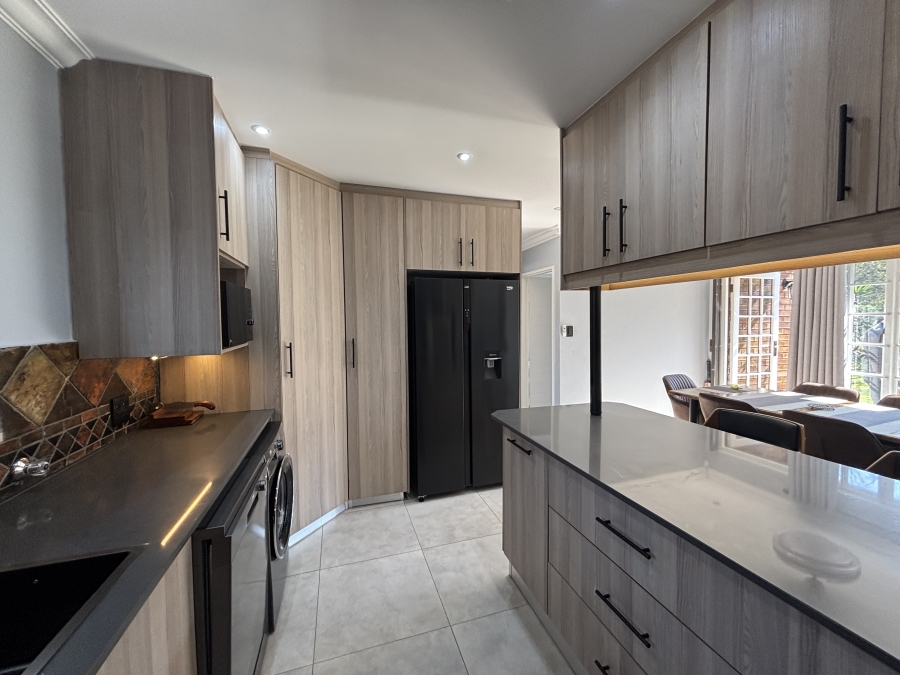 3 Bedroom Property for Sale in Goedeburg Gauteng