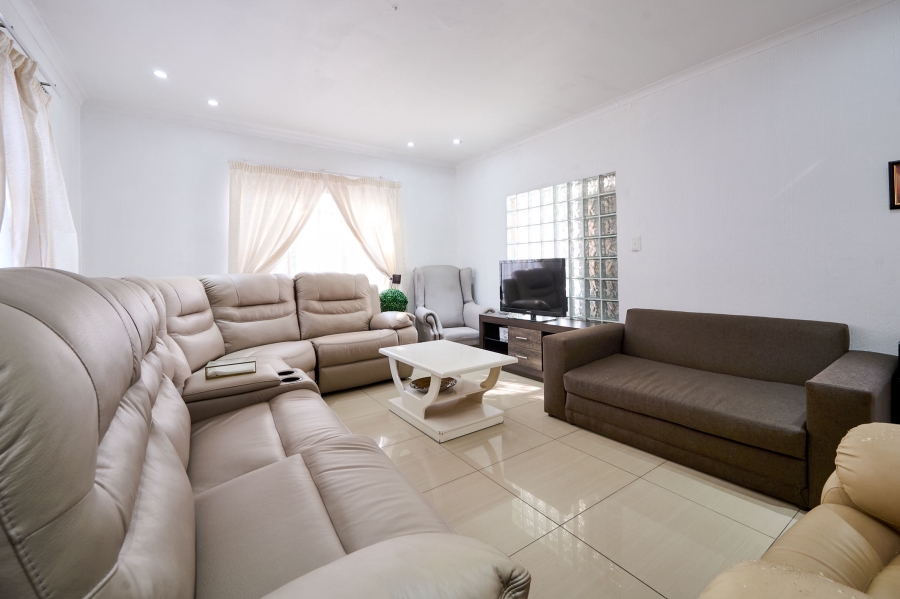 3 Bedroom Property for Sale in Halfway Gardens Gauteng