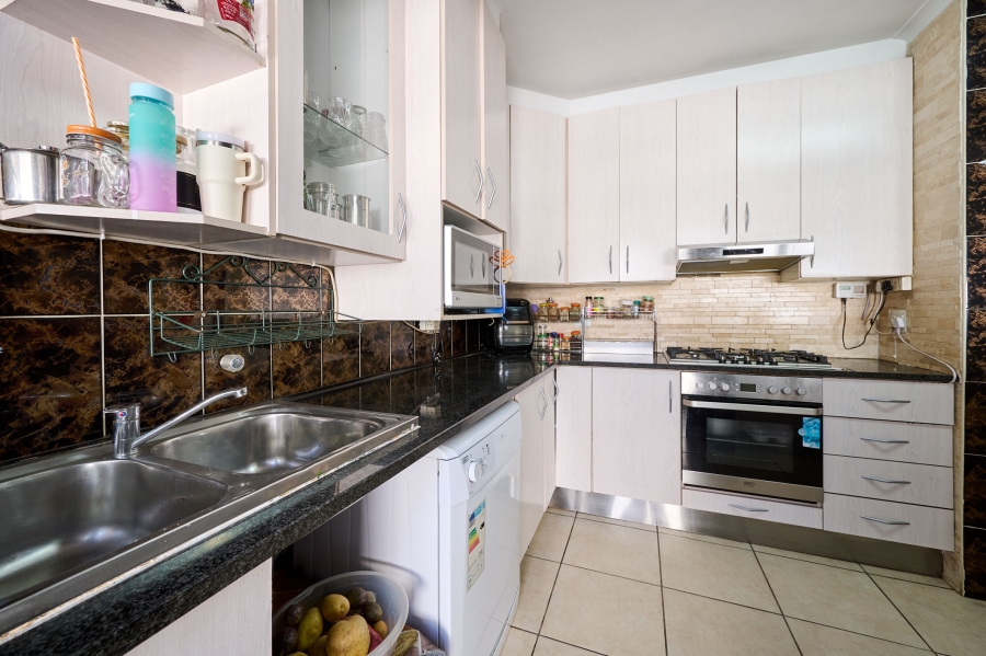 3 Bedroom Property for Sale in Halfway Gardens Gauteng