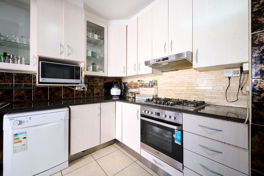 3 Bedroom Property for Sale in Halfway Gardens Gauteng