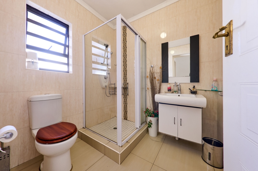 3 Bedroom Property for Sale in Halfway Gardens Gauteng