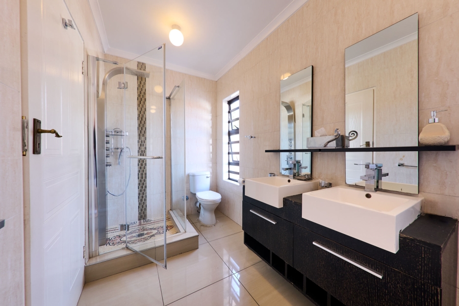 3 Bedroom Property for Sale in Halfway Gardens Gauteng