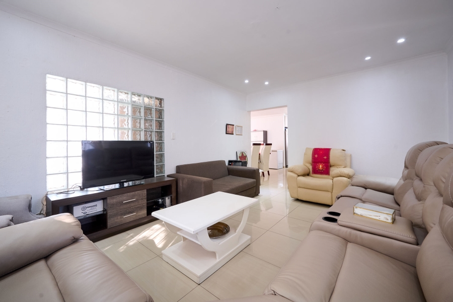 3 Bedroom Property for Sale in Halfway Gardens Gauteng