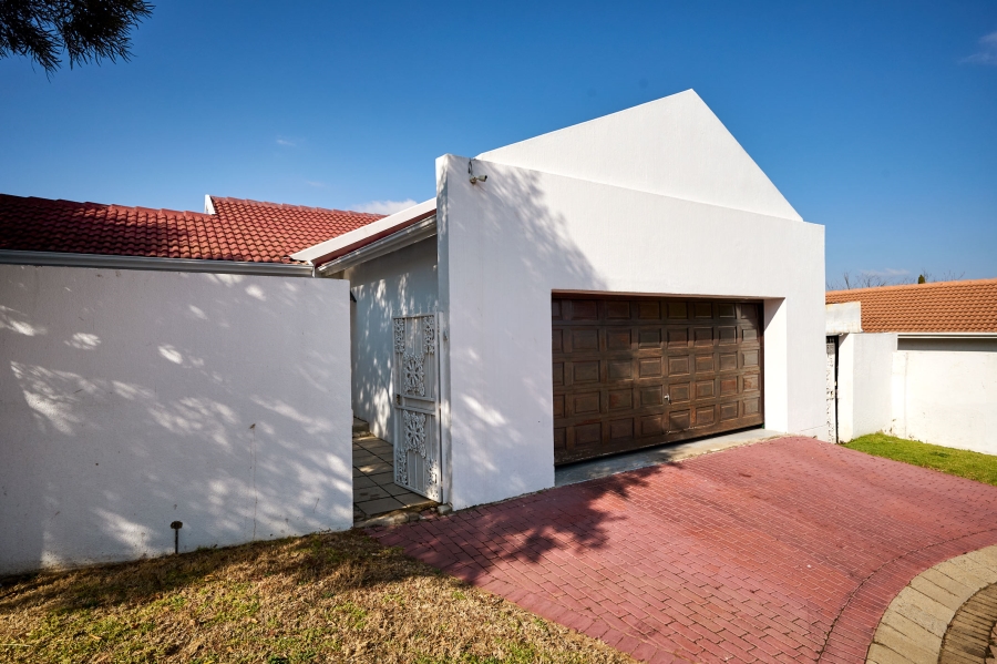 3 Bedroom Property for Sale in Halfway Gardens Gauteng