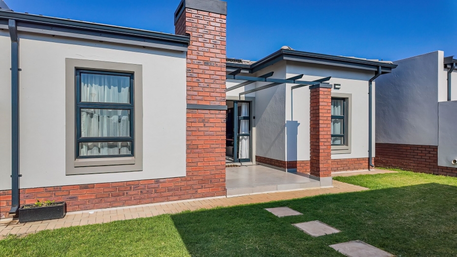 3 Bedroom Property for Sale in Rietvalleirand Gauteng