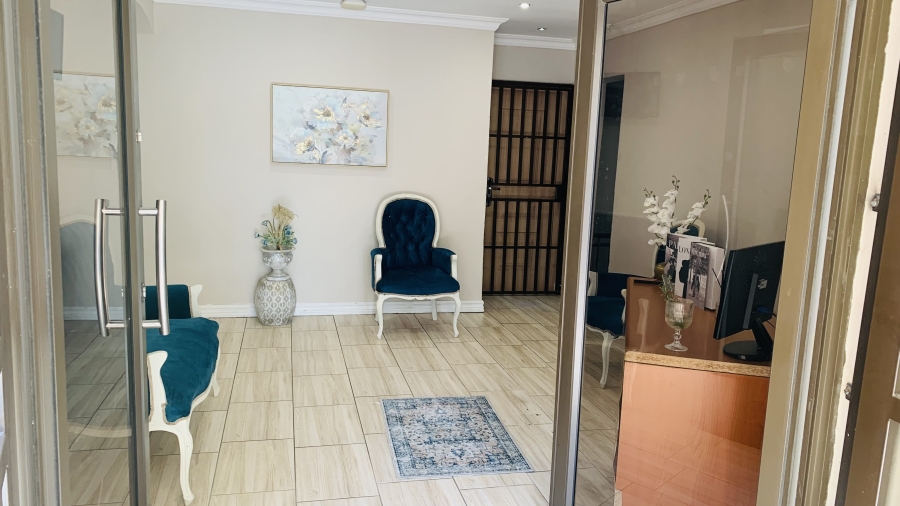 To Let Commercial Property for Rent in Noordwyk Gauteng