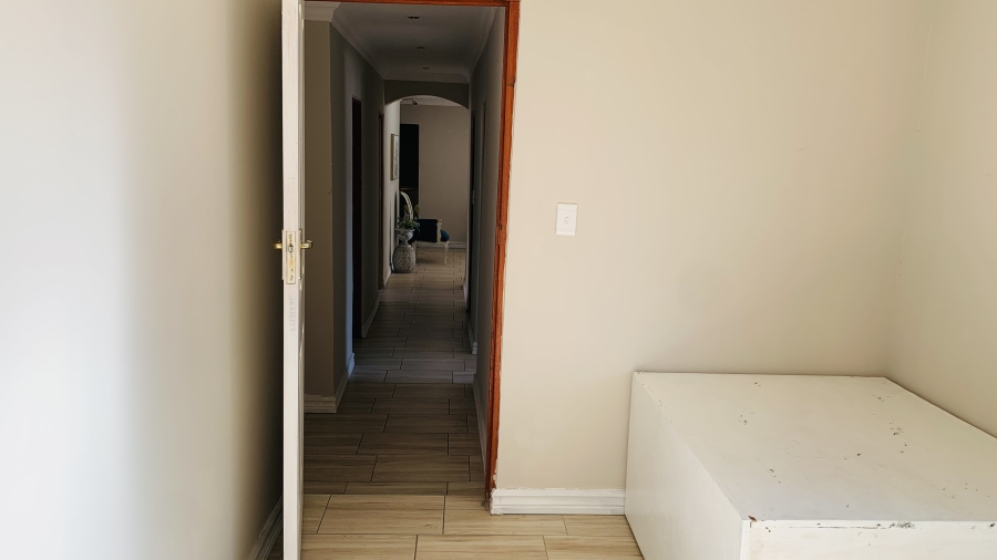 To Let Commercial Property for Rent in Noordwyk Gauteng