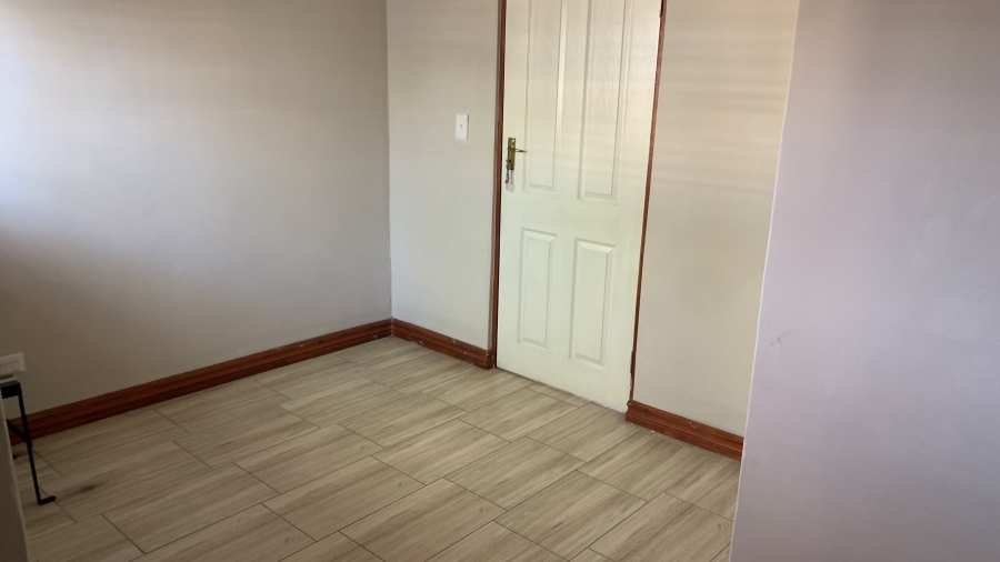To Let Commercial Property for Rent in Noordwyk Gauteng