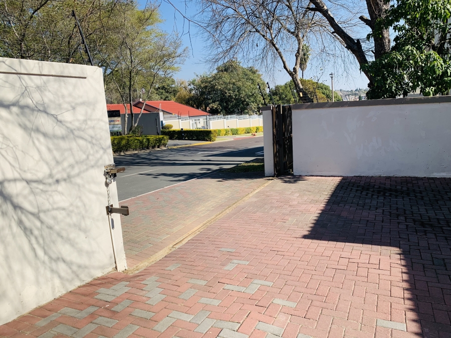 To Let Commercial Property for Rent in Noordwyk Gauteng