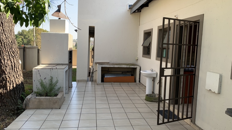 To Let Commercial Property for Rent in Noordwyk Gauteng