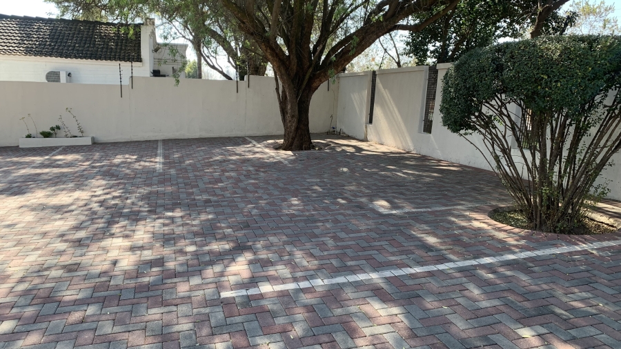 To Let Commercial Property for Rent in Noordwyk Gauteng